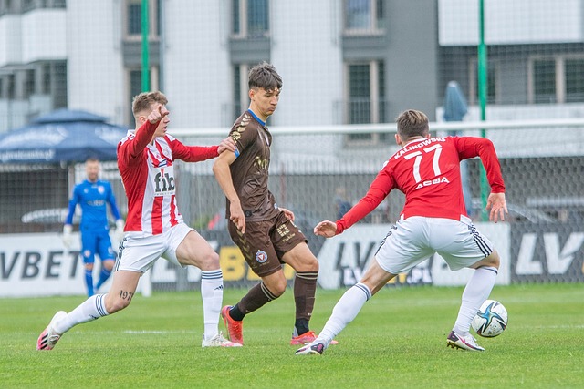 奥尔莫：欧洲杯门线解围是最兴奋时刻；若拿重要冠军就剃光头